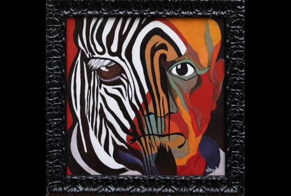 ''Equivoque'' (50x50cm) Acrylique sur bois encadré. Zébrures en partage d'un portrait au regard dualiste. L'artiste CLAUD innove le surréalisme portraitiste des morphologies parallèles. Elle a crée le surréalisme d'une nouvelle identité de l'altérité.