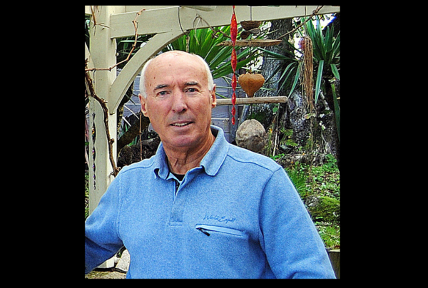 Christian BIARD est inspiré par les impressions du paysage qu'il ressent au plus profond de son être. Son talent témoigne que l'art pictural est à la fois vision et langage, comme chez Claude MONET, quand les pinceaux créent entre réel et irréel.