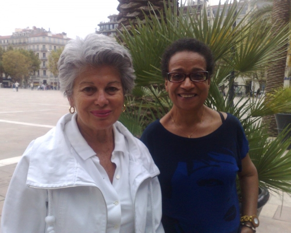 RENCONTRE CULTURELLE, MME COLETTE GLUCK,  ADJOINTE AU MAIRE DE TOULON ET LA PEINTRE AIMEE JEANNE ROSE