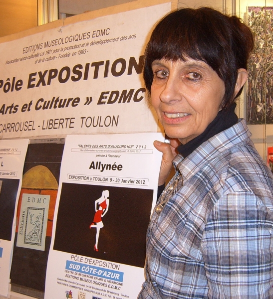 LA CREATRICE PEINTRE ALLYNÉE  MODE ET MODERNITE, ELLE EXPOSE SES MODELES PEINTS AUX CIMAISES DE L'ART CONTEMPORAIN  