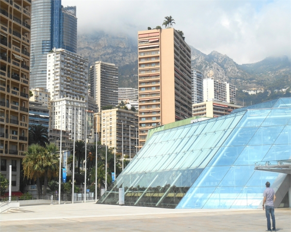 vue du Grimaldi  Forum Monaco