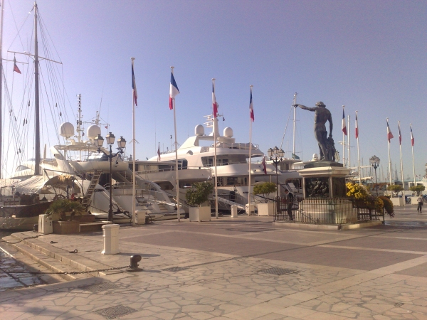 TOULON - LE PORT (vue)