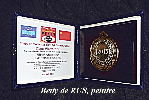 Médaille d'Or Internationale des arts de Chine 2015