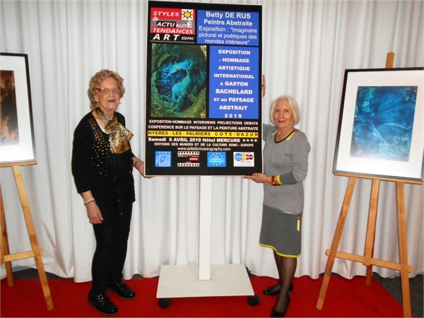 Betty de Rus avec la marraine des Editions lors de son Exposition-Hommage 