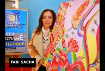 la peintre FABI SACHA, Licenciée en Arts Plastiques de la Sorbonne à Paris, elle crée un nouvel univers lyrique par une abstraction en allégories poétiques du réel