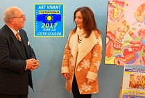 Antoine Antolini, délégué des Editions EDMC, accueille la peintre FABI SACHA, sélectionnée ART VIVANT COTE D'AZUR 2017     