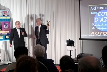 Antoine ANTOLINI et le président du Jury Alain DELIC annonçant le Prix Art Abstrait attribué à Christiane BROUSSARD 