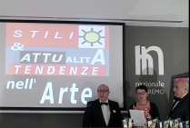 Sanremo - Italia - 2019 Ouverture de l'événement artistique Grands Trophées Art et Styles par la présidente du Jury Annie d'Herpin 
